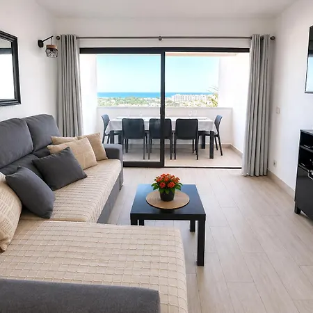 Homes Lili Seaview With 2 Bedrooms, 4 Terraces, 2 Pools & Parking Apartmán