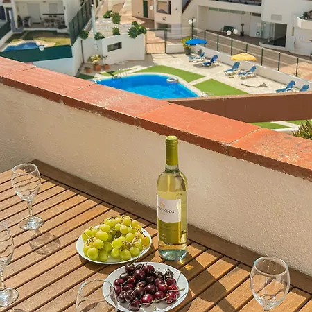 Apartmán Homes Lili Seaview With 2 Bedrooms, 4 Terraces, 2 Pools & Parking *